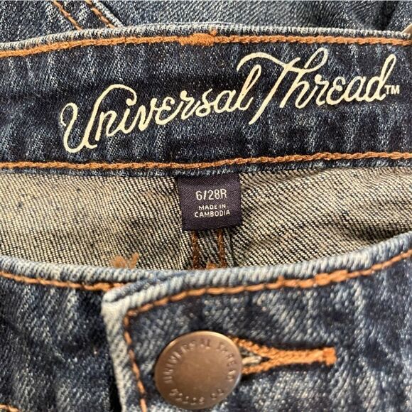 UNIVERSAL Thread Mid Rise Boyfriend Released Hem Frayed Distressed Jeans New wit - Picture 10 of 16